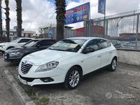 Usata Lancia Delta Gold 120 CV (88 kW) 2012 Bianco Utilitaria