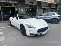Usata Maserati GranCabrio 439 CV (322 kW) 2011 Bianco metallizzato Cabrio