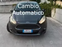 Usata Ford Fiesta 100 CV (73 kW) 2016 Grigio Utilitaria