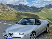 Usata Alfa Romeo Spider 128 CV (94 kW) 2003 Grigio Cabrio