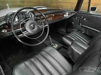 Usata Mercedes 280 SE 160 CV (117 kW) 1969 Argento Cabrio