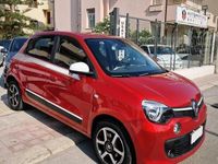 Usata Renault Twingo SE 69 CV (50 kW) 2015 Rosso Utilitaria