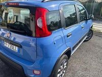 Usata Fiat Panda 4x4 S 85 CV (62 kW) 2016 Azzurro Utilitaria