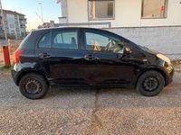 Usata Toyota Yaris 69 CV (50 kW) 2008 Nero Berlina