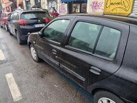 Usata Renault Clio II 75 CV (55 kW) 2005 Nero Berlina