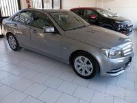 Usata Mercedes C200 Elegance 136 CV (100 kW) 2011 Grigio Berlina