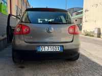 Usata VW Golf V 102 CV (75 kW) 2008 Grigio Utilitaria