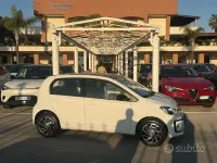 Usata VW up! Highline 68 CV (50 kW) 2019 Bianco Utilitaria