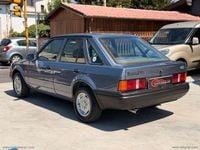 Usata Ford Escort 61 CV (44 kW) 1988 Gray Berlina