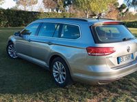 Usata VW Passat 150 CV (110 kW) 2015 Grigio Station wagon