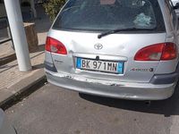 Usata Toyota Avensis 90 CV (66 kW) 2000 Grigio Station wagon