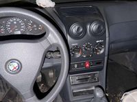 Usata Alfa Romeo 145 103 CV (75 kW) 1997 Utilitaria