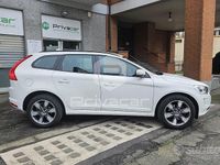 Usata Volvo XC60 Momentum 150 CV (110 kW) 2016 Bianco SUV