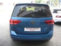 Usata VW Touran Business 122 CV (89 kW) 2021 Island blue Monovolume