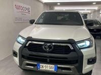 Usata Toyota HiLux 204 CV (150 kW) 2023 Bianco Pick-up