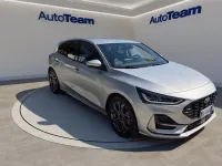 Usata Ford Focus ST-Line 155 CV (114 kW) 2025 Grigio moondust (metallizzato) Berlina
