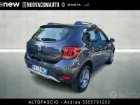 Usata Dacia Sandero Stepway 90 CV (66 kW) 2018 Grigio Berlina