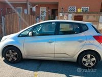 Usata Kia Venga Active 77 CV (56 kW) 2015 Grigio Utilitaria