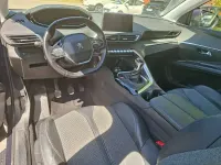 Usata Peugeot 5008 Allure 131 CV (96 kW) 2019 Blu/azzurro SUV