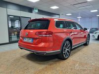 Usata VW Passat Alltrack Business 190 CV (139 kW) 2016 Arancione Station wagon