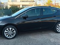 Usata Opel Astra 110 CV (80 kW) 2018 Nero Berlina