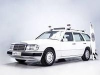 Usata Mercedes E300 180 CV (132 kW) 1991 Bianco Station wagon