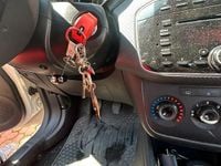 Usata Fiat Punto Evo 75 CV (55 kW) 2009 Bianco Utilitaria