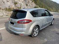 Usata Ford S-MAX Sport 2013 Grigio Monovolume