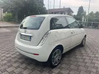 Usata Lancia Ypsilon Platinum 77 CV (56 kW) 2009 Beige Utilitaria