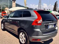 Usata Volvo XC60 Business Edition 150 CV (110 kW) 2016 Grigio SUV