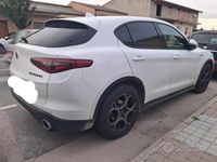 Usata Alfa Romeo Stelvio Veloce 180 CV (132 kW) 2017 Bianco SUV