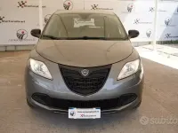 Usata Lancia Ypsilon Gold 69 CV (50 kW) 2015 Marrone Utilitaria