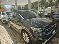 Usado VW T-Cross 95 CV (69 kW) 2020 Gris SUV