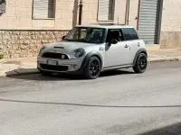 Usata Mini Cooper S 184 CV (135 kW) 2010 Giallo Utilitaria