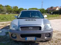 Usata Hyundai Santa Fe 112 CV (82 kW) 2002 Grigio SUV