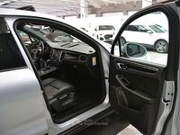 Usata Porsche Macan 252 CV (185 kW) 2018 Argento SUV