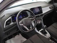 Usata VW T-Roc Life 110 CV (80 kW) 2023 Ascort grey SUV