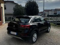 Usata VW T-Roc Life 110 CV (80 kW) 2023 Nero SUV
