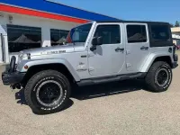 Usata Jeep Wrangler Sahara 199 CV (146 kW) 2011 Argento SUV
