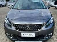 Usata Peugeot 2008 GT-line 120 CV (88 kW) 2018 Grigio SUV