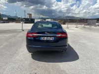 Usata Jaguar XF 190 CV (139 kW) 2012 Bluazzurro Berlina
