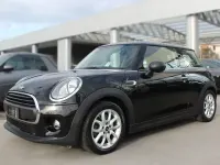 Usata Mini ONE 102 CV (75 kW) 2017 Nero Utilitaria