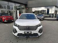 Usata Peugeot e-2008 Allure 61 kW (84 CV) 2024 Bianco okenite SUV
