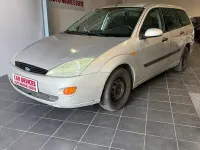 Usata Ford Focus 90 CV (66 kW) 2000 Grigio Station wagon