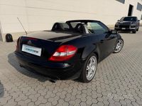 Usata Mercedes SLK200 163 CV (119 kW) 2005 Nero Cabrio