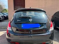 Usata Lancia Ypsilon 80 CV (58 kW) 2013 Nero Utilitaria
