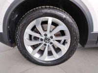Usata VW T-Roc Life 150 CV (110 kW) 2022 Bianco SUV