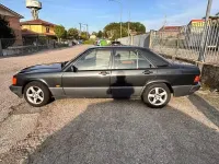 Usata Mercedes 190 75 CV (55 kW) 1992 Grigio Berlina