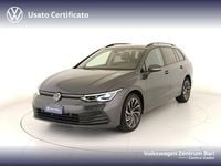 Usata VW Golf VIII Life 110 CV (80 kW) 2024 Grigio Station wagon