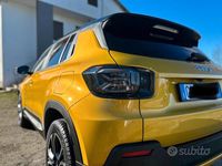 Usata Jeep Avenger Longitude 101 CV (74 kW) 2023 Giallo SUV